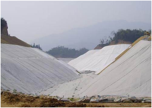 超大型专用橙子视频app在线下载膜气胀设备解决砂砾地基问题