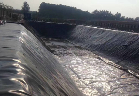 HDPE橙子视频app在线下载膜25mm垂直深度铺设安装要求