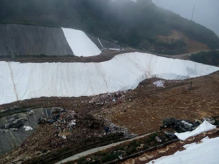 固体废物填埋场在铺设HDPE橙子视频app在线下载膜前要经理哪三个阶段？