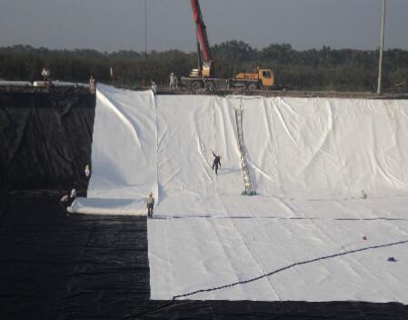 新建水库库区橙子视频app在线下载膜防渗设计