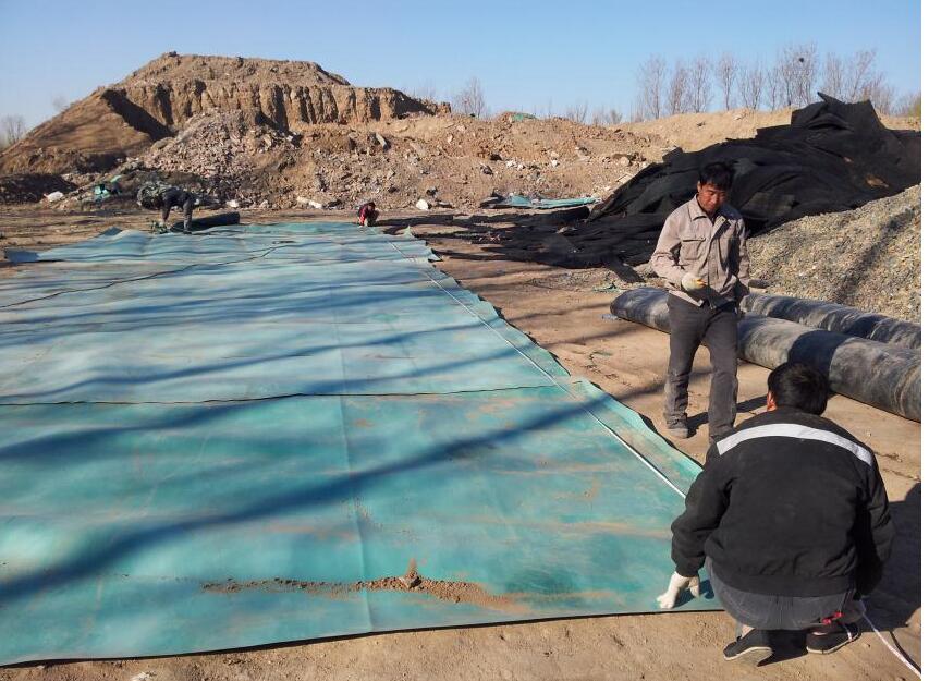 原生树脂黑绿双色橙子视频app在线下载膜覆盖铺设工艺介绍