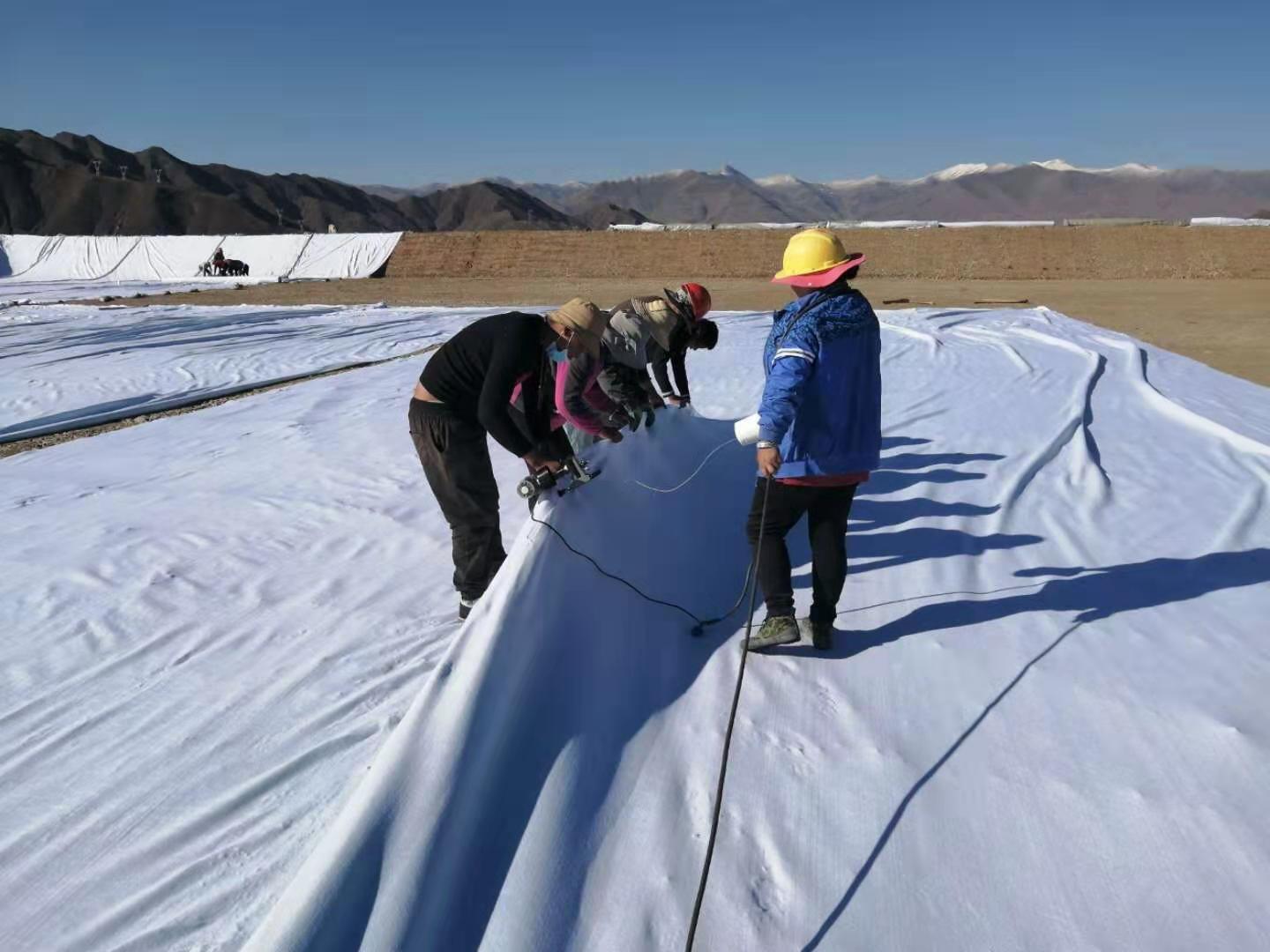 复合橙子视频app在线下载膜与混凝土搭接时(如桥墩处)处理措施