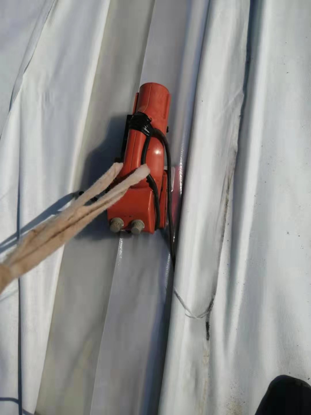 复合橙子视频app在线下载膜的工程施工是保证防水层工程项目实际效果的关键阶段