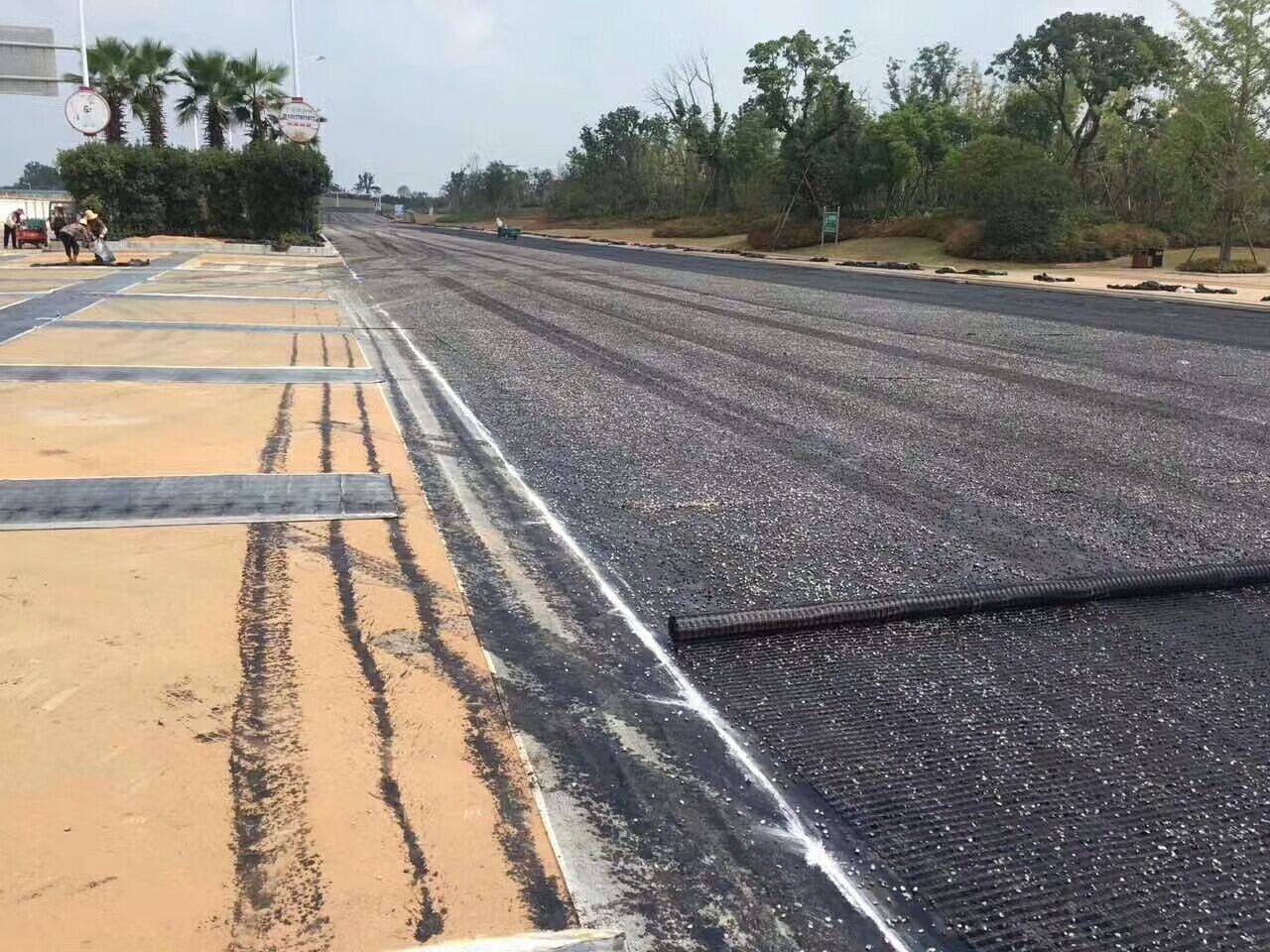 草土埽体与橙子视频app在线下载格栅土枕技术对比分析