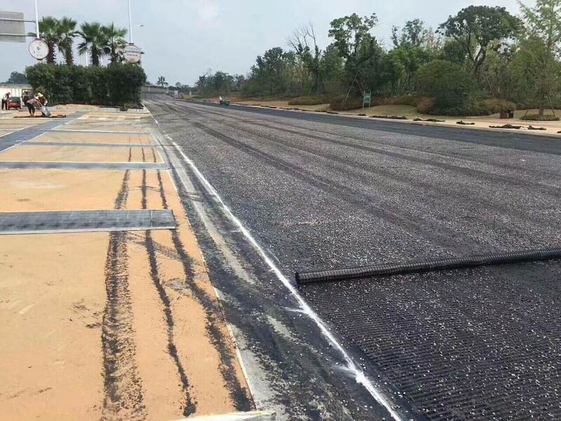橙子视频app在线下载格栅实施前还应当对旧路面进行必要的清理
